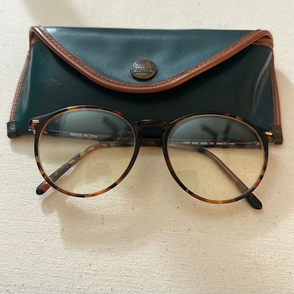 Alexander Julian Colours HCP 202 COL 10 54x17-140 Unisex Script Glasses